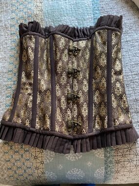 vintage retro corset steampunk gothic bustier brocade brown gold lace up clasps